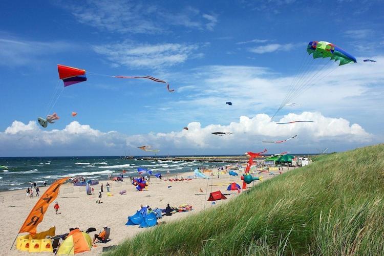 2-Storey Holiday Homes, Устроне-Морске Экстерьер фото